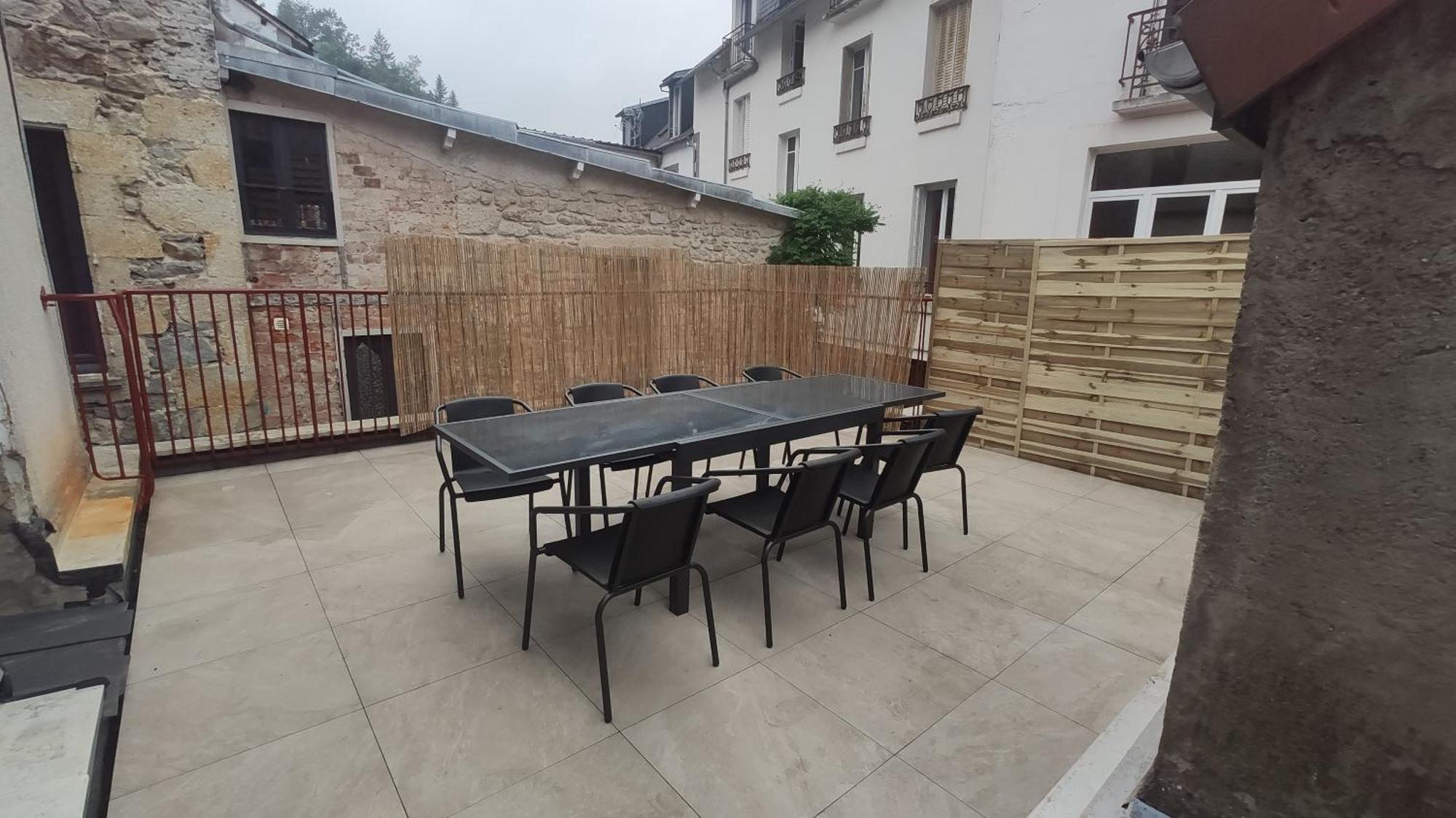 Maison Face A La Dordogne Avec Terrasse La Bourboule Εξωτερικό φωτογραφία
